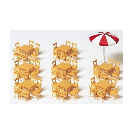 Preiser 17201 HO 8 tables, 48 chaises et1  parasols,