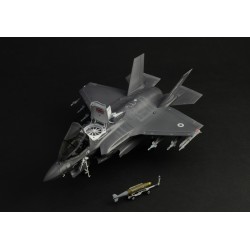 Italeri 2810 1 - 48 F-35B Lightning II