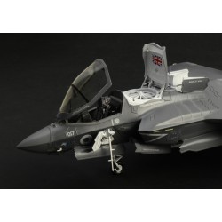 Italeri 2810 1 - 48 F-35B Lightning II