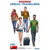 MiniArt 38095 1 - 35 urban travellers -  4 figurines modernes