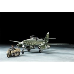 Tamiya 25215 1 - 48 Me262A-2a avec tracteur