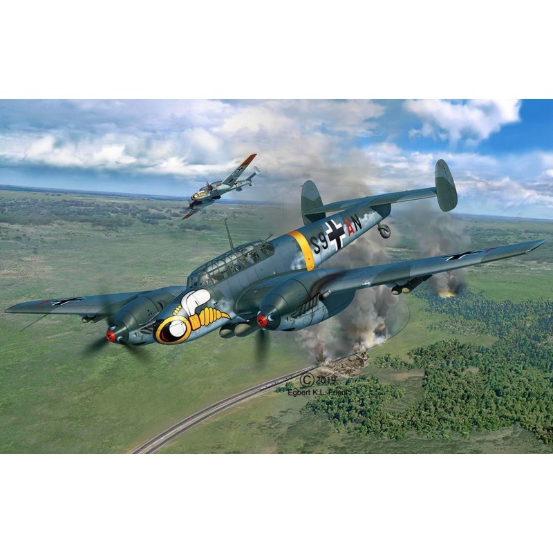Revell 4961 1 - 32 Messerschmitt Bf110 C-2-C-7 L 37,8 cm env. 50,6 cm 423 pièces niv 5
